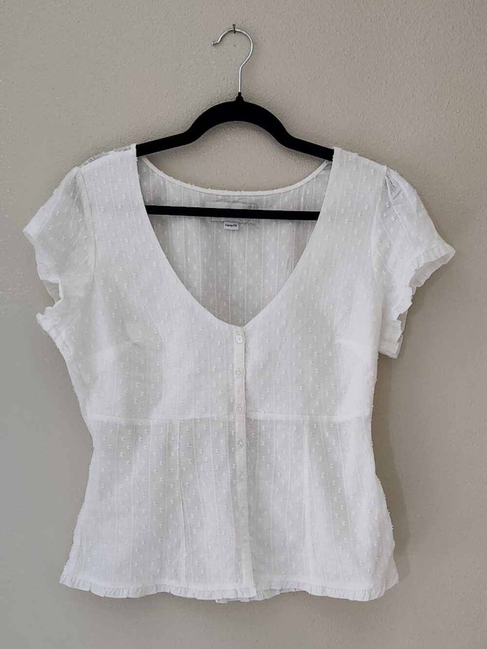 HOLLISTER White Swiss Dot V-neck Button Front Top Blouse Size M